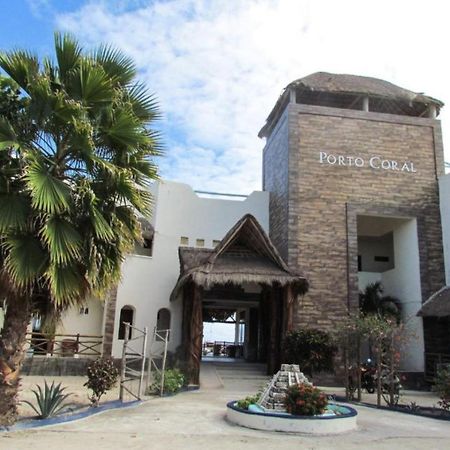 צ'טומאל Porto Coral Hotel & Suites מראה חיצוני תמונה
