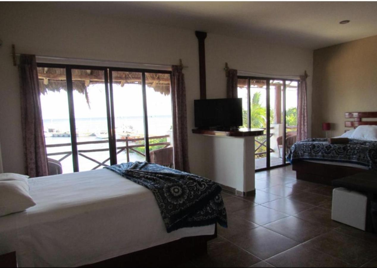 צ'טומאל Porto Coral Hotel & Suites מראה חיצוני תמונה