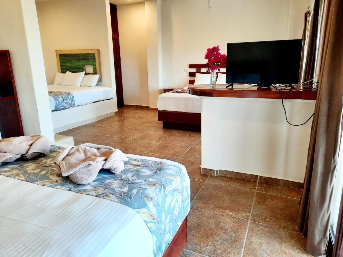 צ'טומאל Porto Coral Hotel & Suites מראה חיצוני תמונה