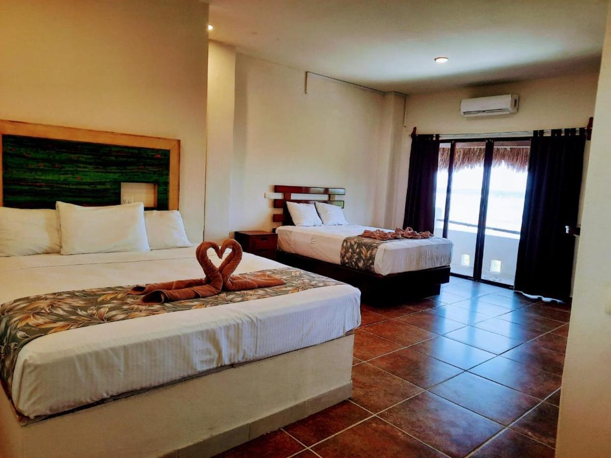 צ'טומאל Porto Coral Hotel & Suites מראה חיצוני תמונה