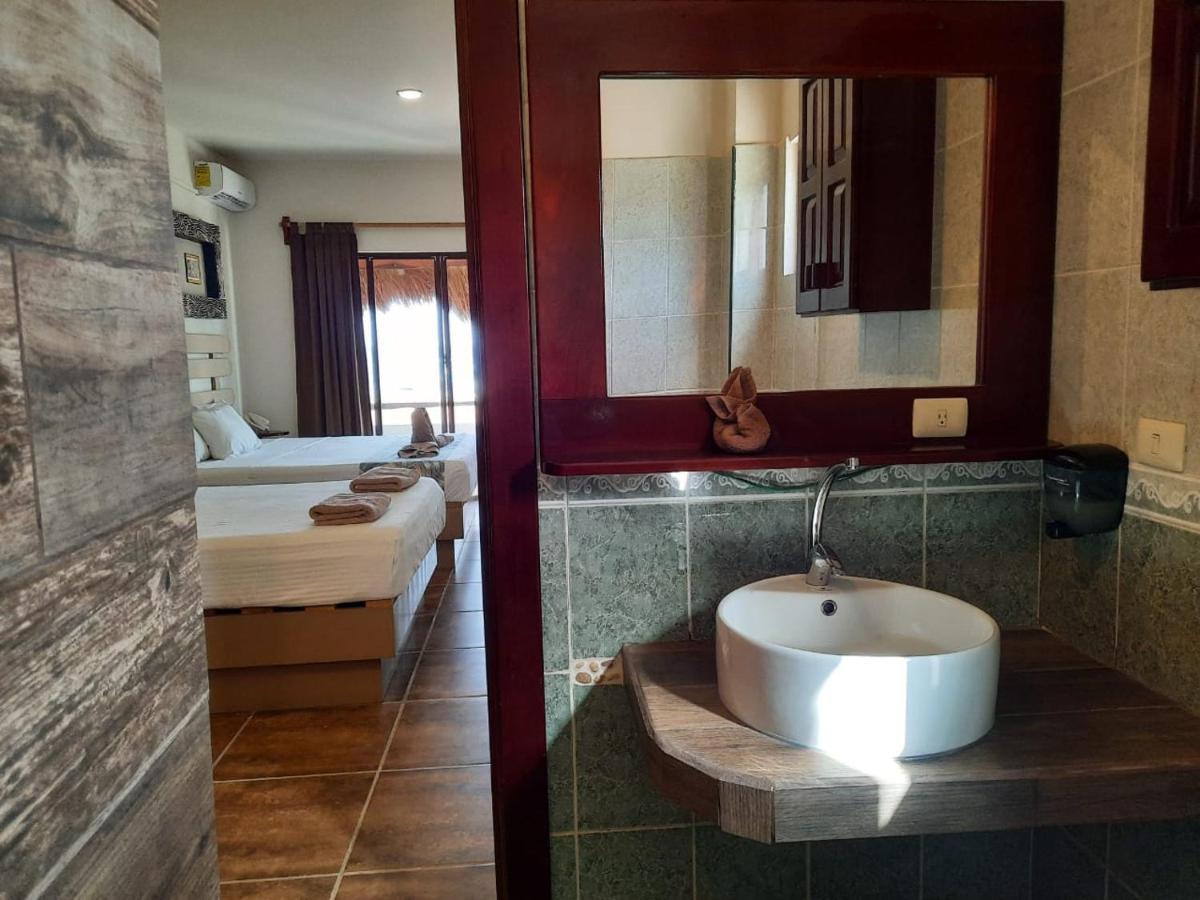 צ'טומאל Porto Coral Hotel & Suites מראה חיצוני תמונה